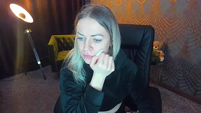 Anna Snows online show from April 6, 4:46 am