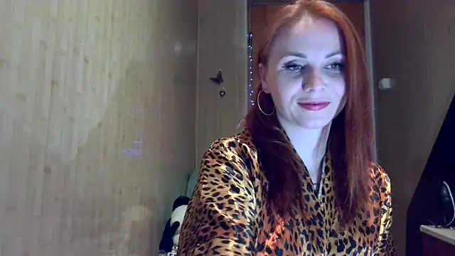 Kisa26311 online show from April 3, 6:39 pm