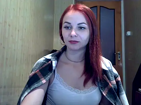 Snapshot of Kisa26311 chatting on October 4, 1:39 pm Kisa26311 online show from October 4, 1:39 pm