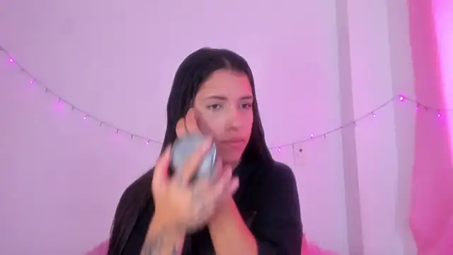 Abby roussee online show from November 15, 1:45 pm