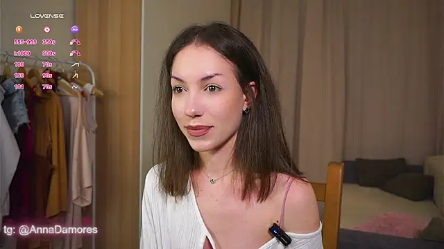 RenateRansone online show from February 10, 6:44 pm