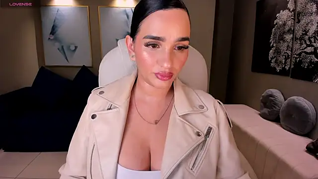 NovaSpencer online show from October 14, 12:30 pm