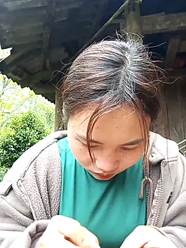 EllyBaby20 online show from April 20, 1:19 am