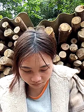 EllyBaby20 online show from April 2, 1:47 am