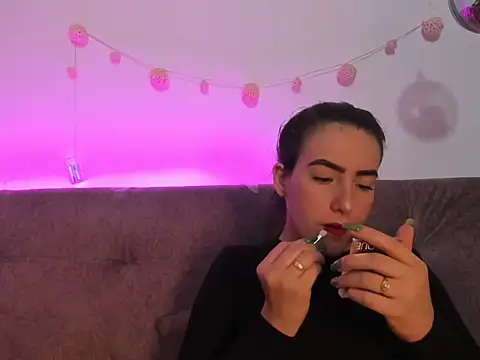 katalella brown1 online show from October 6, 11:49 am