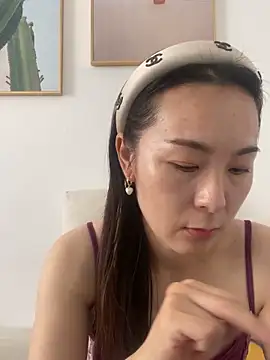 Snapshot of manmanyu520 chatting on September 29, 2:27 am manmanyu520 online show from September 29, 2:27 am