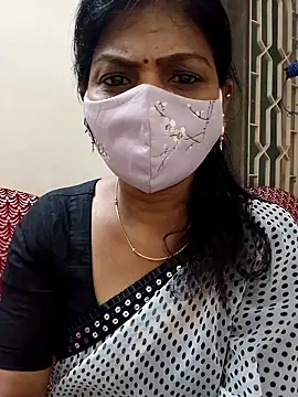 Snapshot of Rithya27 chatting on September 29, 6:46 pm Rithya27 online show from September 29, 6:46 pm