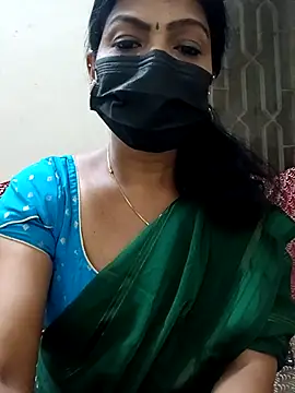 Snapshot of Rithya27 chatting on September 22, 6:50 pm Rithya27 online show from September 22, 6:50 pm