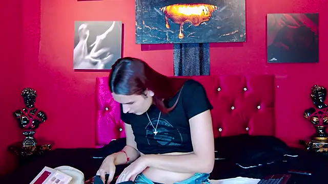 Snapshot of Maylu_Fox chatting on September 12, 12:45 pm Maylu Fox online show from September 12, 12:45 pm