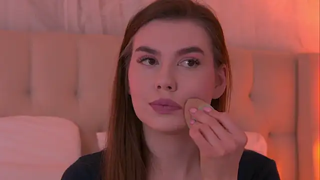 AshleyEvance online show from April 17, 6:26 am