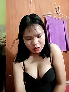 Snapshot of emyeuhss chatting on October 5, 5:07 pm emyeuhss online show from October 5, 5:07 pm