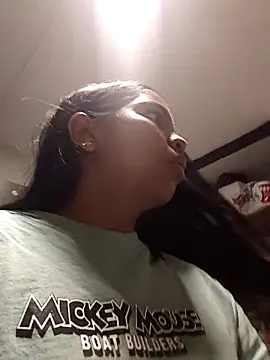 Snapshot of CloeeHills_ chatting on October 15, 12:57 am CloeeHills online show from October 15, 12:57 am