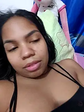 Snapshot of CloeeHills_ chatting on September 13, 1:02 am CloeeHills online show from September 13, 1:02 am