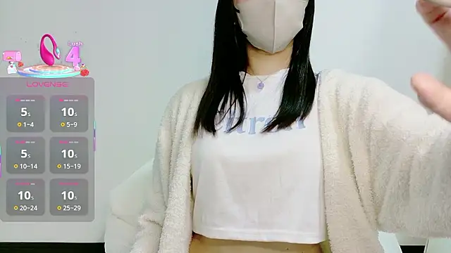 Snapshot of yuuka82619y chatting on October 11, 1:58 pm yuuka82619y online show from October 11, 1:58 pm