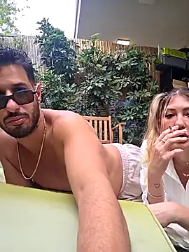 husbandandwifetobe online show from November 29, 12:09 pm