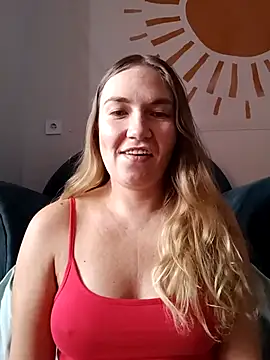KisaVixen online show from October 7, 8:08 am