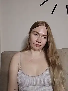 KisaVixen online show from May 26, 8:41 pm