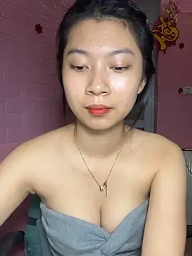 Snapshot of Phthao chatting on October 1, 3:17 pm Phthao online show from October 1, 3:17 pm