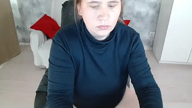 AdelinaLawson online show from April 13, 11:33 am