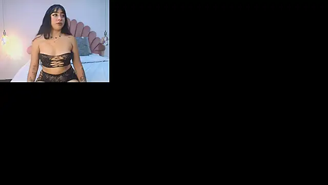 LunaRossy online show from October 10, 4:39 am