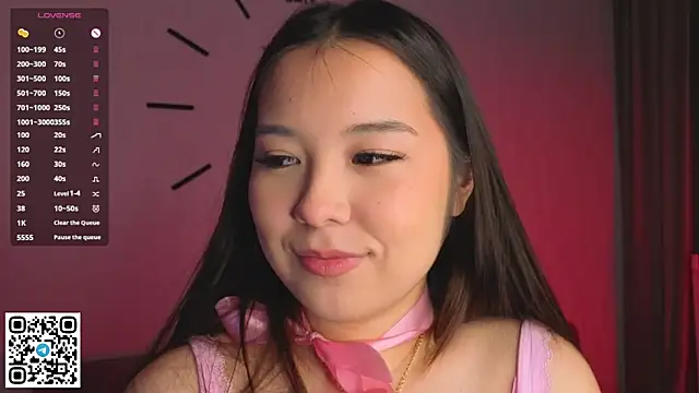 AlberthaEscue online show from October 28, 4:18 am