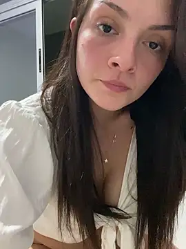 Danielaeliana online show from March 27, 1:40 am