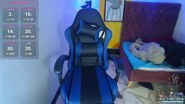 alison moon7 online show from January 14, 2:00 pm