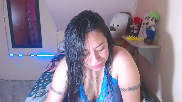 Snapshot of catalina_saenz19 chatting on September 16, 12:18 am catalina saenz19 online show from September 16, 12:18 am