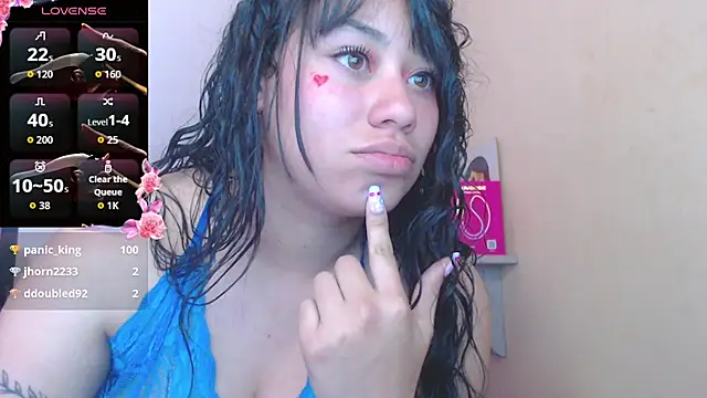 Snapshot of catalina_saenz19 chatting on October 19, 12:45 am catalina saenz19 online show from October 19, 12:45 am