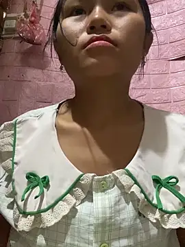 milo bae online show from May 15, 1:54 am