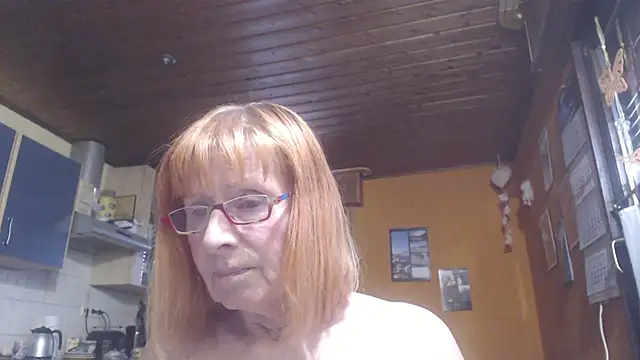 SexySilvie online show from June 24, 11:09 am