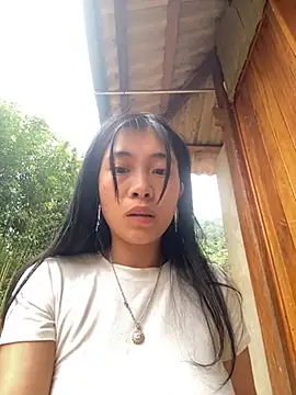 EmLy02 online show from November 7, 9:15 am