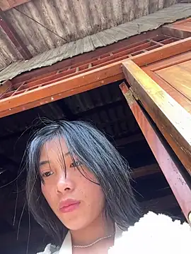 EmLy02 online show from March 18, 1:32 am