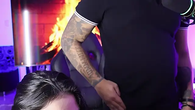 VioletaLorette online show from December 1, 2:37 am