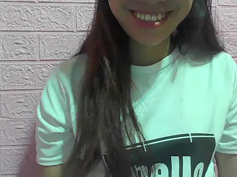 Snapshot of fanchunn chatting on October 5, 2:33 pm fanchunn online show from October 5, 2:33 pm
