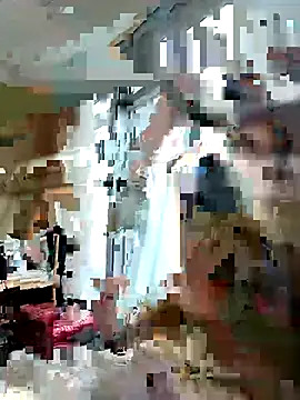 Snapshot of lingling5200 chatting on September 9, 3:17 am lingling5200 online show from September 9, 3:17 am