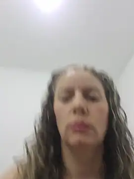 Nina vallon online show from December 1, 11:58 am