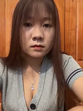 qinejr37 online show from October 18, 12:57 am