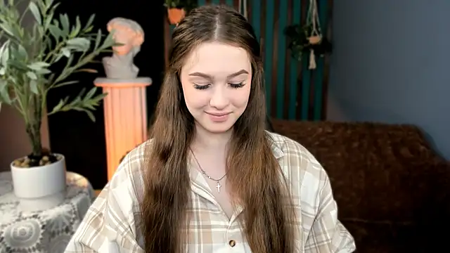 ArielSykes online show from May 6, 6:45 pm