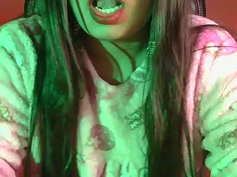 Hot shaly online show from November 10, 4:57 pm