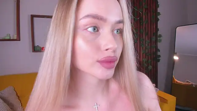 AvroraGoldie online show from December 2, 11:12 am