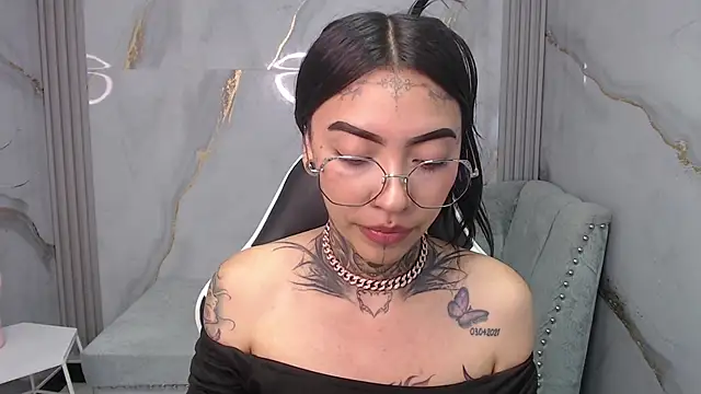 Ashley Blum v online show from October 29, 8:11 pm