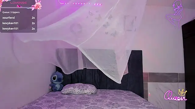 emmie bunny online show from May 11, 12:24 am