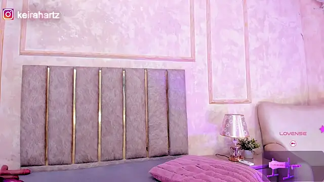 Keirahartz online show from January 11, 4:06 am