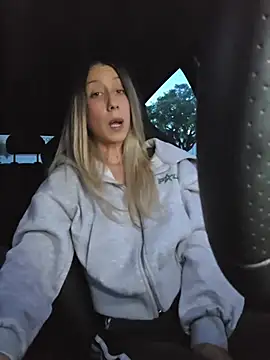 PetiteSecrets online show from November 14, 5:02 pm