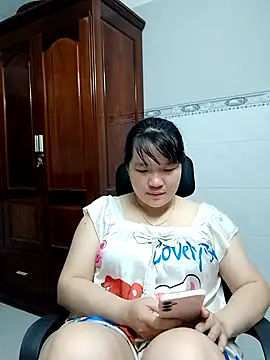 Snapshot of _Babyrose_ chatting on September 12, 2:01 am Babyrose online show from September 12, 2:01 am