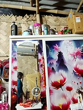 Hot-Show2 online show from February 13, 1:57 pm