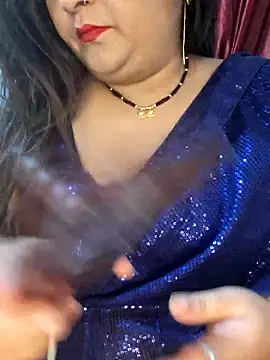 Snapshot of indian-hotmilfs chatting on October 18, 11:17 pm indian-hotmilfs online show from October 18, 11:17 pm