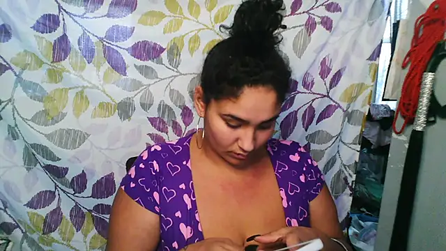 Mommybubbles2 online show from December 2, 6:43 pm