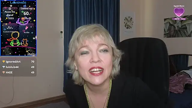 Snapshot of Rosette_Pricky chatting on October 3, 1:16 pm Rosette Pricky online show from October 3, 1:16 pm